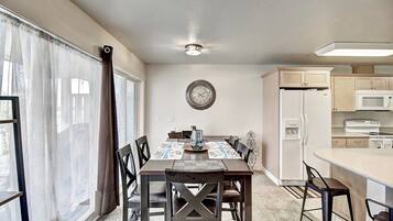 Apartamento (2 Bedrooms) | Parte interna