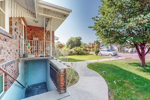 Interior - 2BR Dog-friendly Duplex Close to Boise w/ W & D (Caldwell)