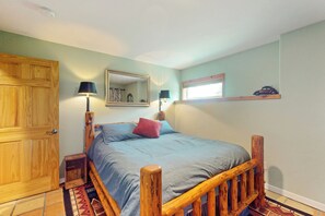 Apartment (1 Bedroom) | Interior - 1BR Apartment w/ Shared Fire Pit & Fitness gym (Eagle)