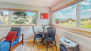 Apartment (1 Bedroom) | Interior - 1BR Apartment w/ Shared Fire Pit & Fitness gym (Eagle)