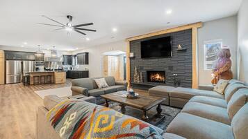 Nhà (Multiple Bedrooms) | Nội thất