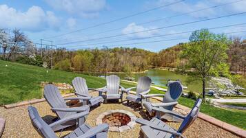 House (4 Bedrooms) | Front of property