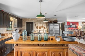 House (5 Bedrooms) | Interior - 5BR Luxury Home w/ Pool & Wrap-around Porch (Glen Rose)