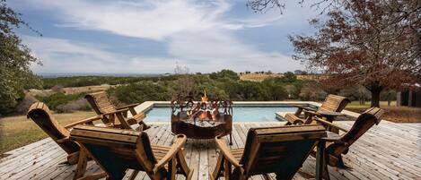 House (5 Bedrooms) | Front of property