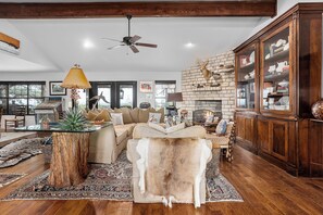 House (5 Bedrooms) | Interior - 5BR Luxury Home w/ Pool & Wrap-around Porch (Glen Rose)