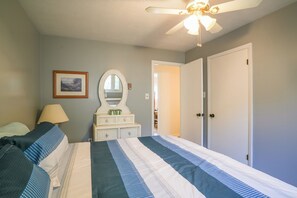 House (4 Bedrooms) | Interior - Hike & Ski: Scenic Group Retreat in Wardensville (Wardensville)