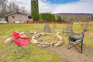 House (4 Bedrooms) | Interior - Hike & Ski: Scenic Group Retreat in Wardensville (Wardensville)