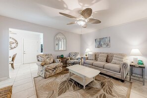 House (3 Bedrooms) | Interior - 3BR Next to Park w/ Large Yard, AC & W & D (Pensacola)