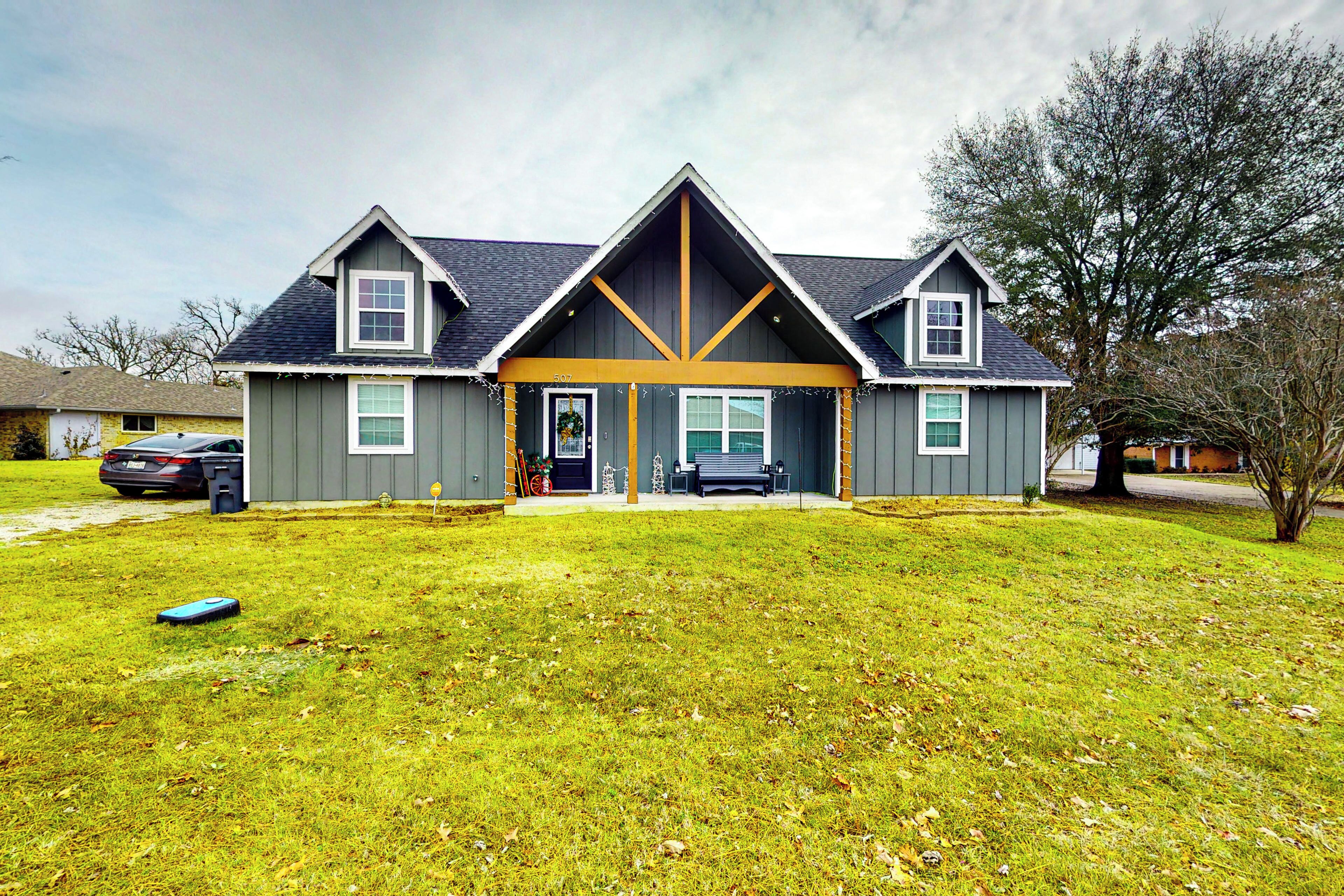 Casa (3 Bedrooms) | Vista frontal de la propiedad