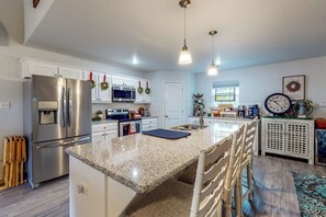 House (3 Bedrooms) | Interior - Lake Fork Fort Home w/ Best Bass Fishing! (Emory)