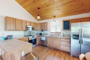 House (3 Bedrooms) | Interior - 3 BR Cabin w/ Hot Tub, Large Deck & Wifi (Jefferson)