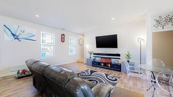 Apartment (3 Bedrooms) | Interior