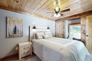 House (3 Bedrooms) | Interior - Charming Home w/ Patio Near Downtown! (Morganton)