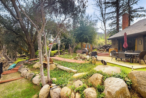 House (3 Bedrooms) | Interior - 3BR Secluded & Well-stocked Riverside Home w/ AC (Three Rivers)