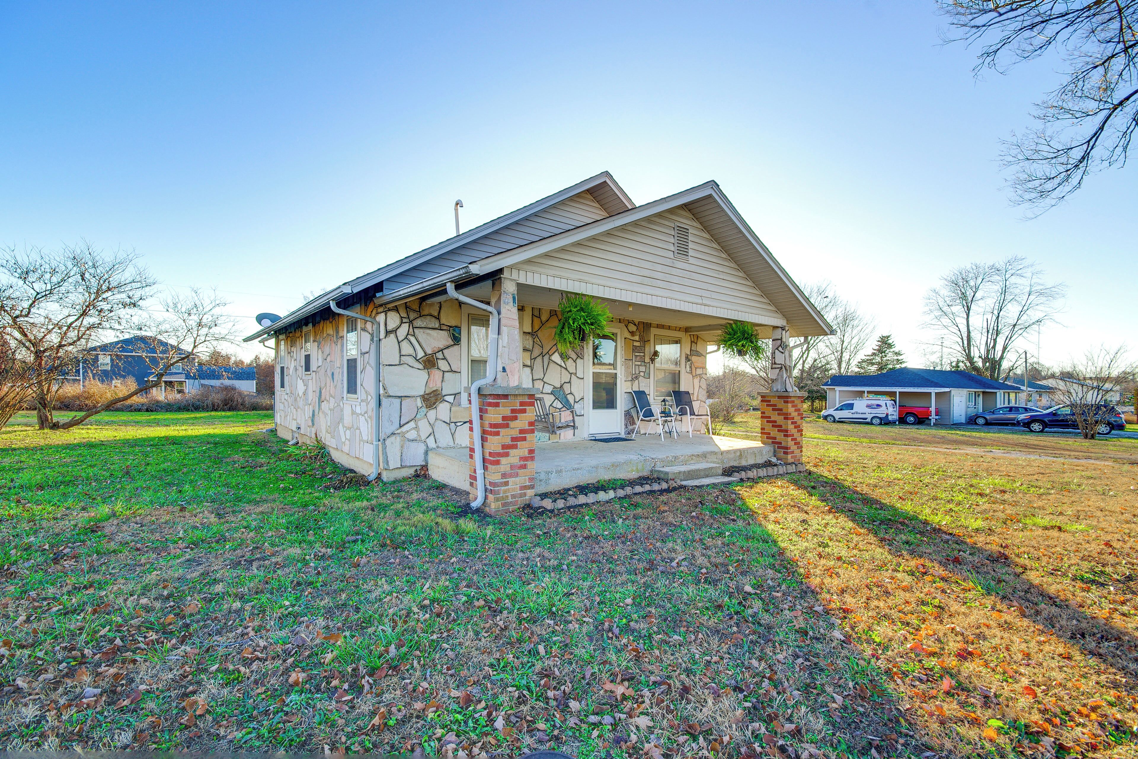 House (2 Bedrooms) | Front of property