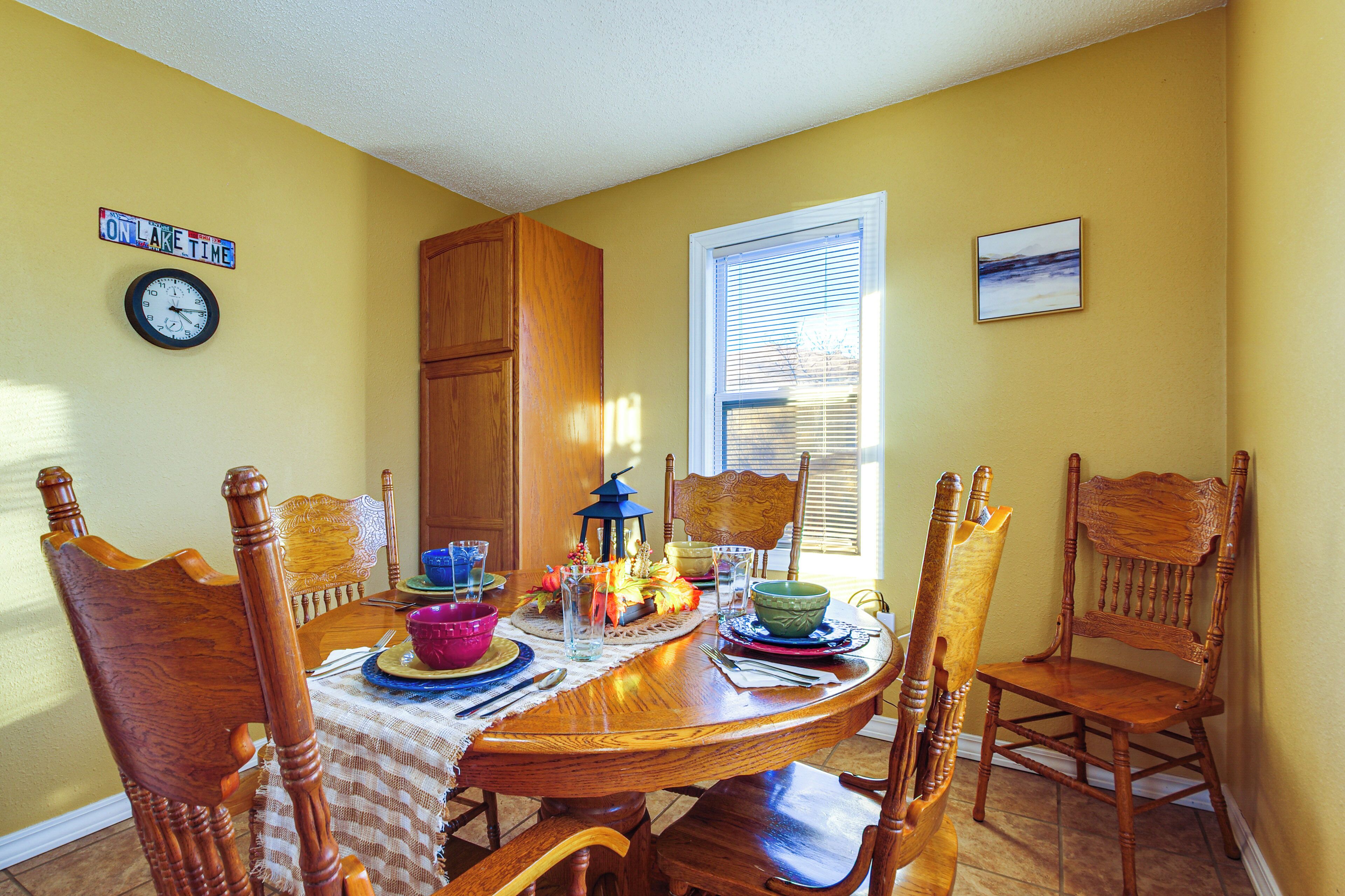 House (2 Bedrooms) | Interior