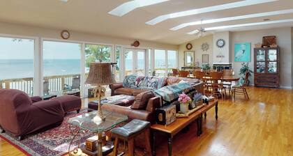 The Bay House: On Choctawhatchee Bay