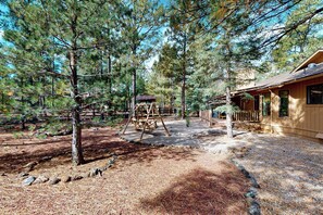 House (3 Bedrooms) | Interior - 3BR Home Close to Golf, Trails, Lake, & Ski Resort (Pinetop)