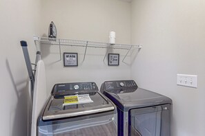 Talo (3 Bedrooms) | Sisätilat