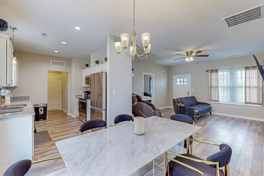 Updated Home in Quiet Neighborhood - Wayne County, NC
