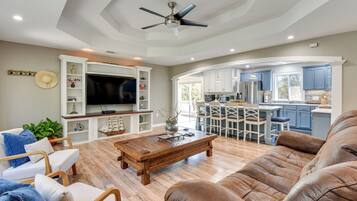 House (3 Bedrooms) | Front of property