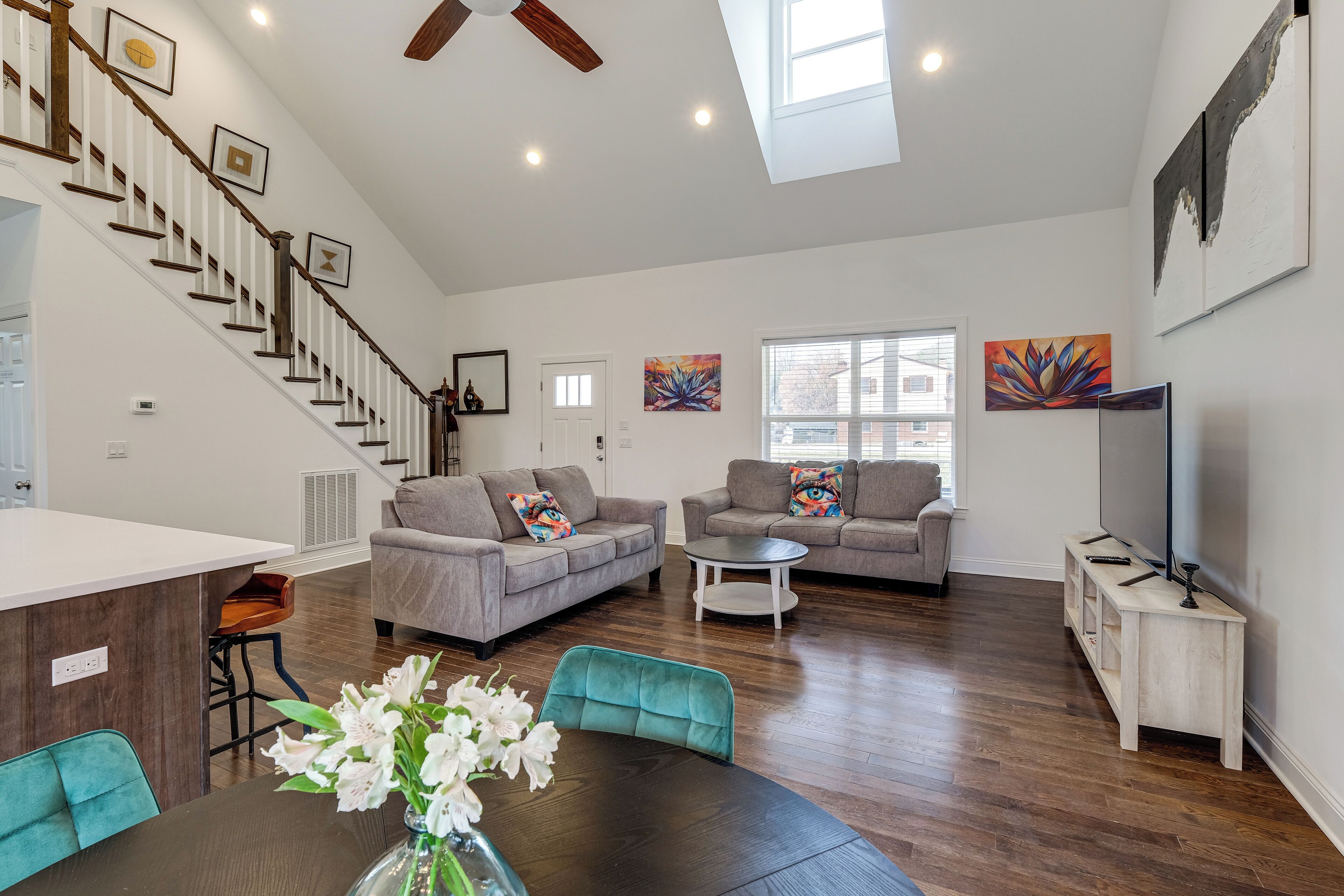 House (2 Bedrooms) | Front of property