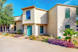 Rumah (6 Bedrooms) | Interior