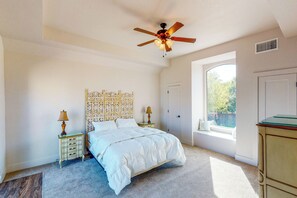 House (6 Bedrooms) | Interior - Luxe Lake 6 BR w/ Stunning Views & Hot Tub (Bridgeport)