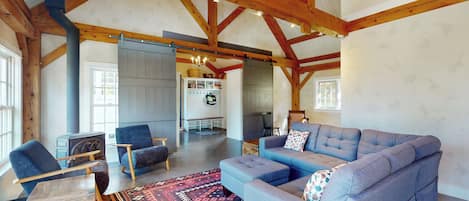 House (4 Bedrooms) | Front of property