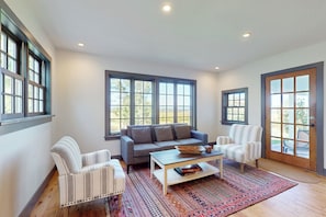 Talo (4 Bedrooms) | Sisätilat