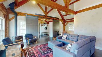 House (4 Bedrooms) | Bahagian dalam