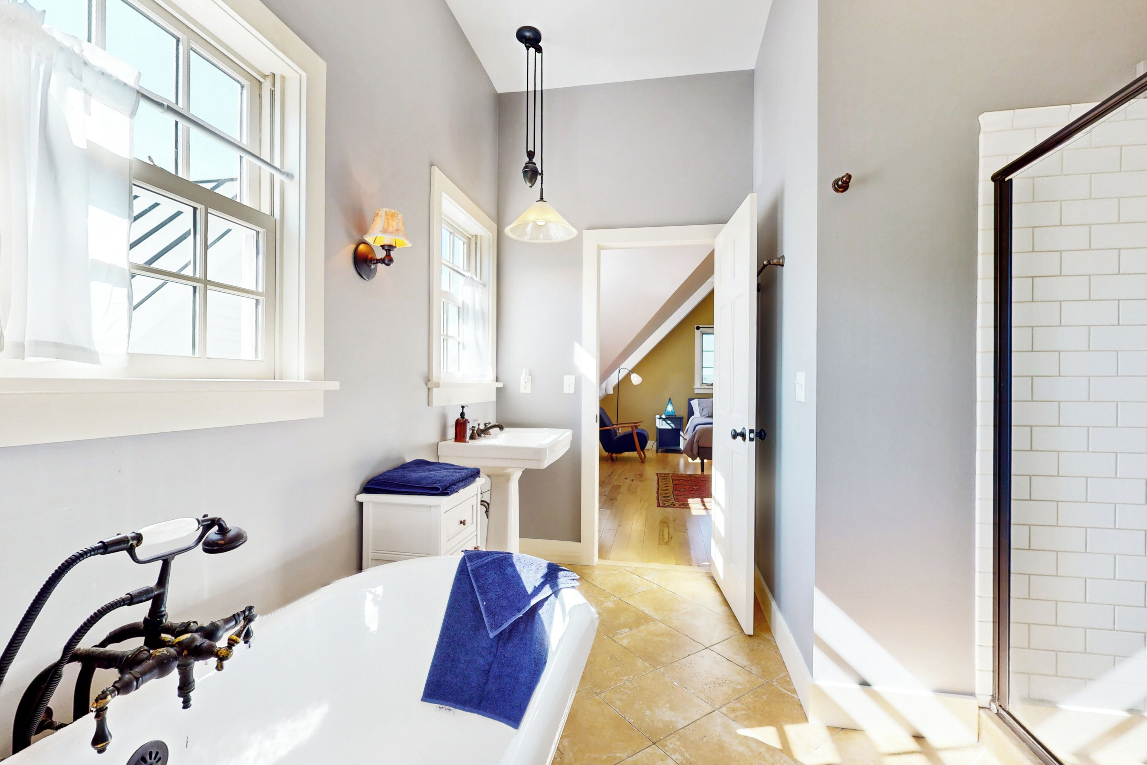 Rumah (4 Bedrooms) | Interior