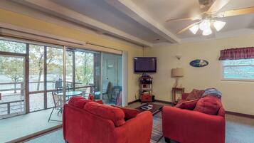 Rumah (2 Bedrooms) | Interior