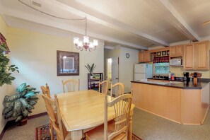 House (2 Bedrooms) | Interior - 2BR Lakefront Lake Murray Home w/ Dock & Deck (Leesville)
