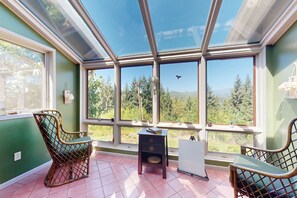 House (4 Bedrooms) | Interior - 100 Yards to Lake: Home w/ Hot Tub & Fire Pit (Foster)