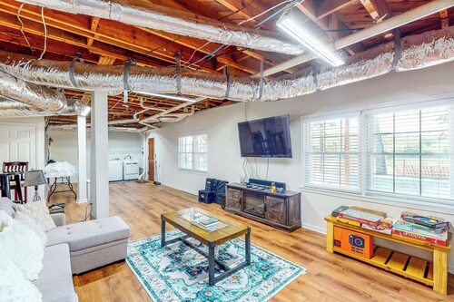 3BR on Sprawling Acreage w/ Magnificent Views