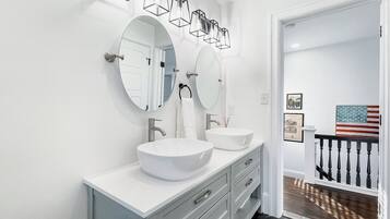 House (4 Bedrooms) | Bahagian dalam