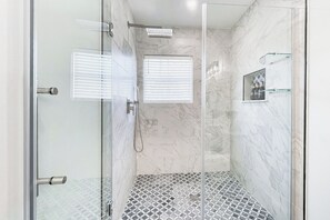 하우스 (4 Bedrooms) | 내부