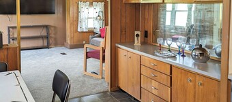 1-br Cozy Retreat w/ Scenic Views & Patio