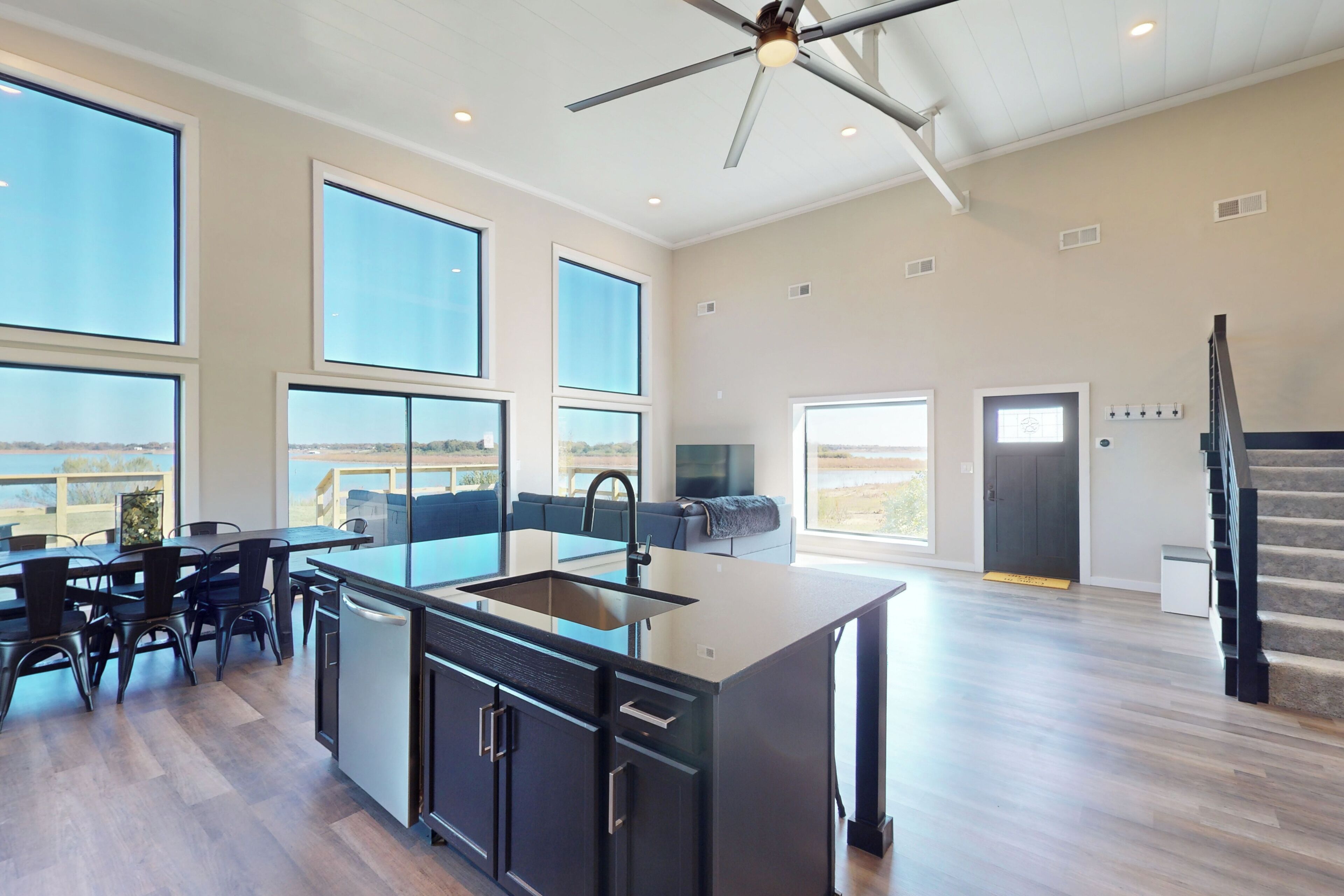 Rumah (4 Bedrooms) | Interior