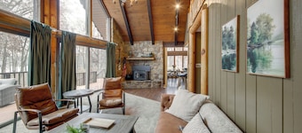 Waterfront Gem w/ Private Dock on Sullivan Lake!