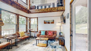 House (1 Bedroom) | Interior