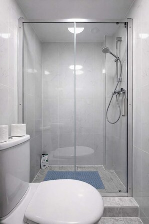Shower, hair dryer - London Style (8) Apartment - Hyde Park (Greater London)