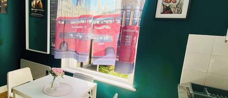 تناول الطعام