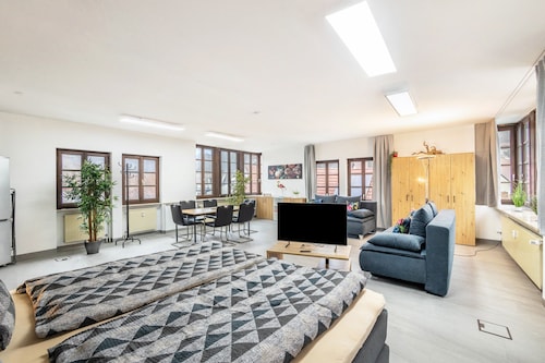 Holiday Apartment 'Am Marktplatz' with Mountain View and Wi-Fi