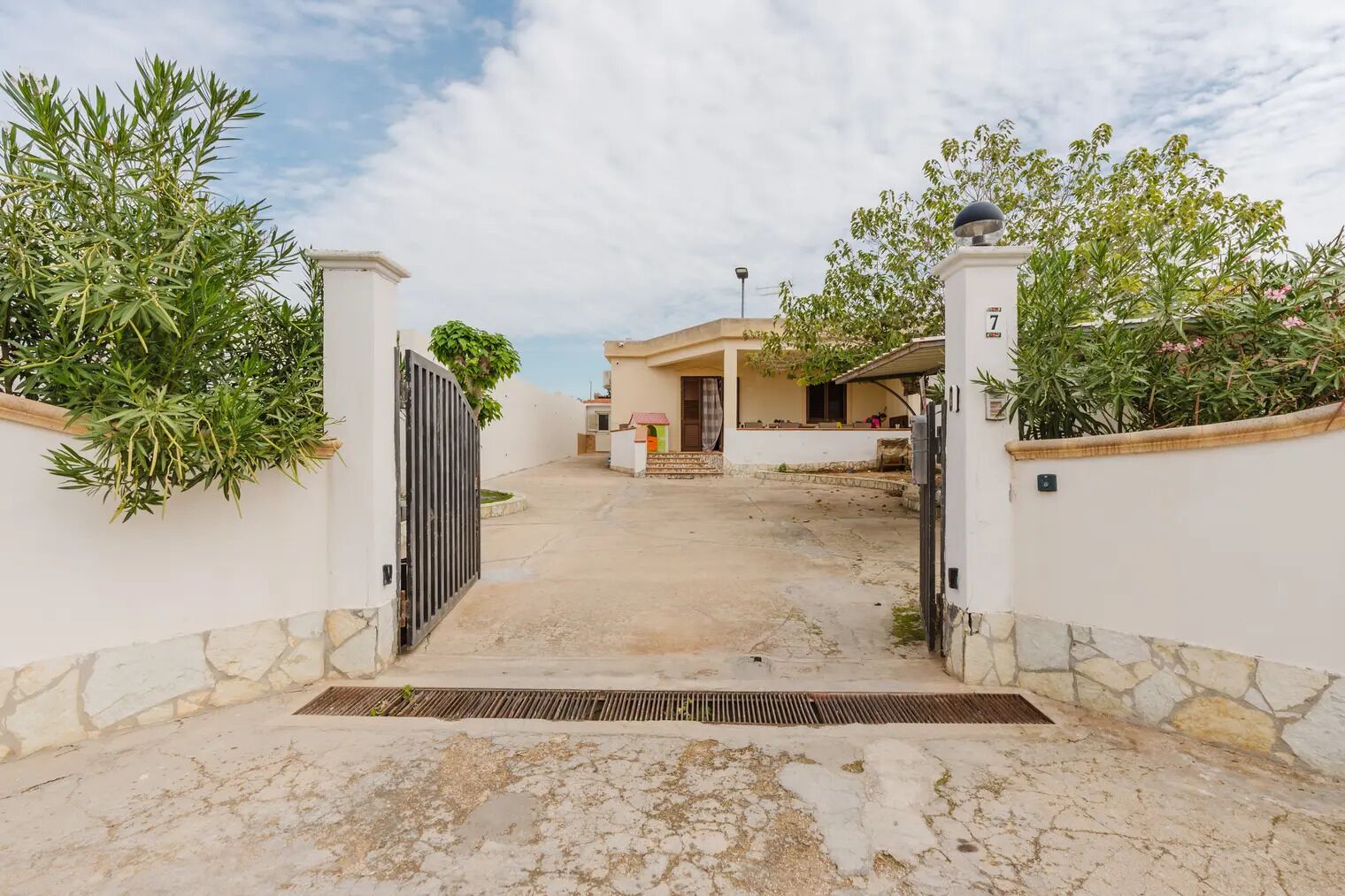 Nhà, 1 phòng ngủ, hút thuốc, hiên | Ngoại thất