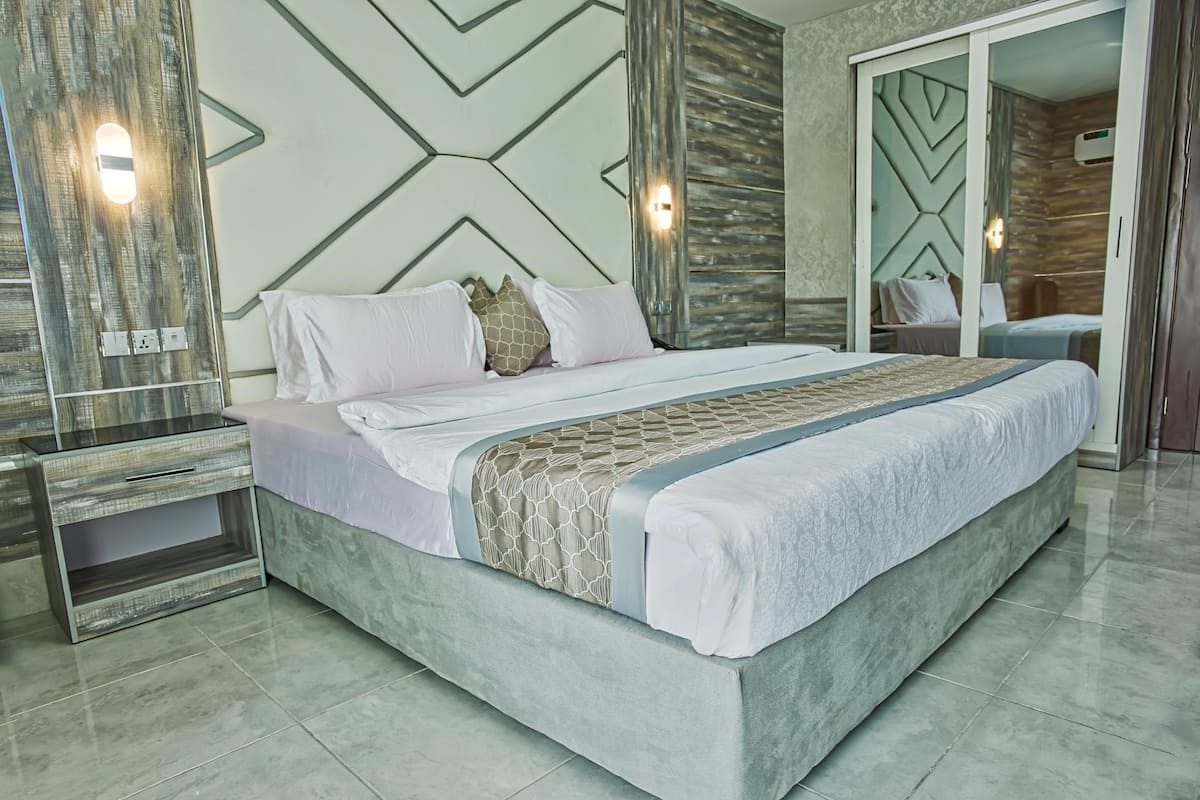 Suite | Espacio para trabajar con laptop y wifi gratis