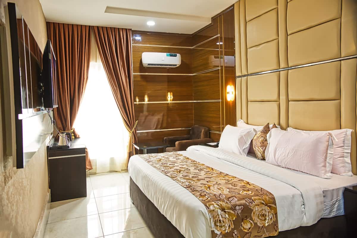 Habitación estándar | Espacio para trabajar con laptop y wifi gratis