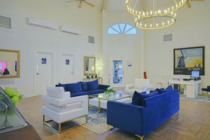 Interior - Romantic 1BR Getaway w/ Private Jacuzzi by Bocobay (Noord)