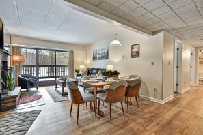 Interior - Mountain Green Condo 2b4 2 Bedroom Condo (Killington)